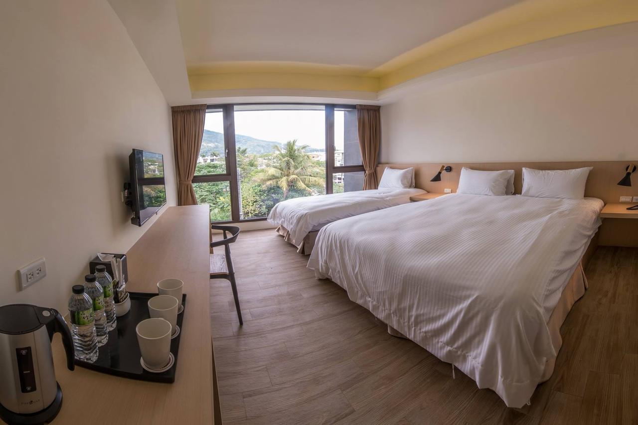Ket Hotel Yuli Exterior foto